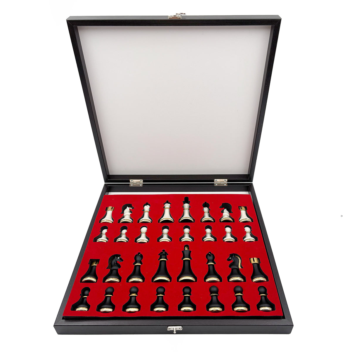 Black & White Chess Set – Metal Pieces