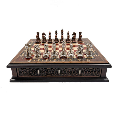 Round Handcrafted Chess Board – Metal Pieces