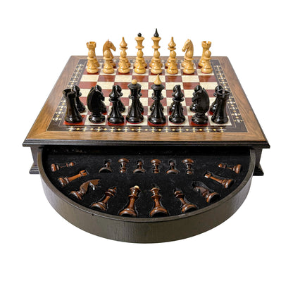 Lithuanian Boxwood Chess Set – Walnut Board
