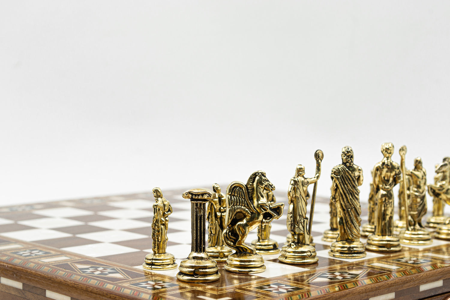 Elite Roman Chess Set - Walnut: Metal & Walnut - Ketohandcraft